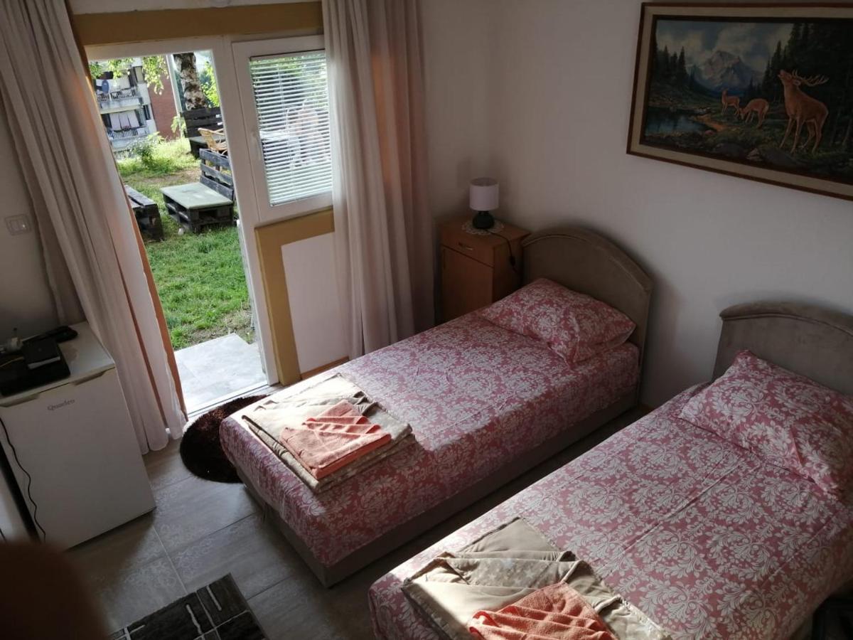 Apartment Buklija Плужине Екстериор снимка