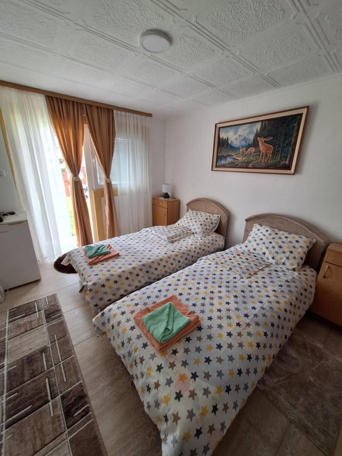 Apartment Buklija Плужине Екстериор снимка