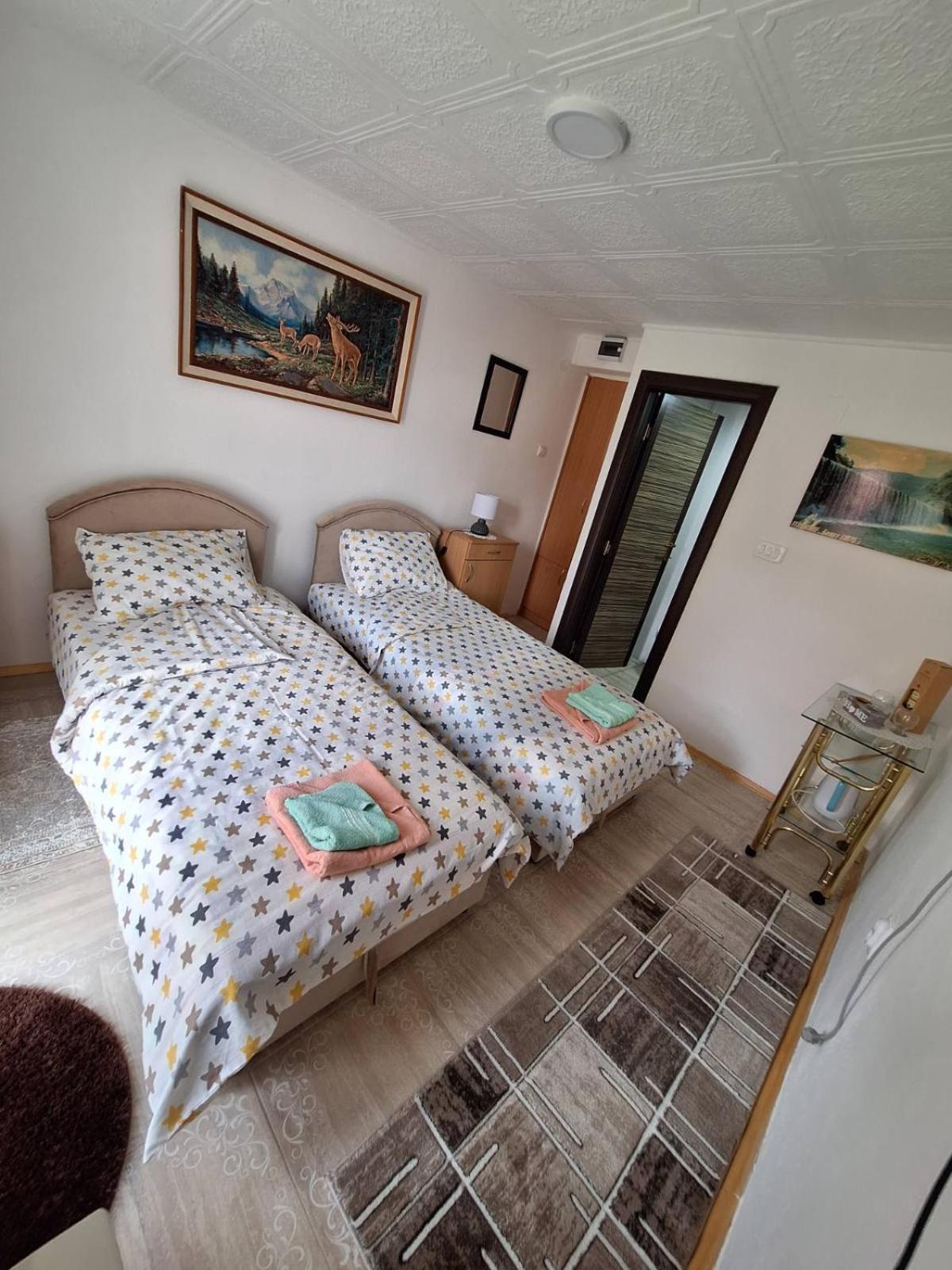 Apartment Buklija Плужине Екстериор снимка