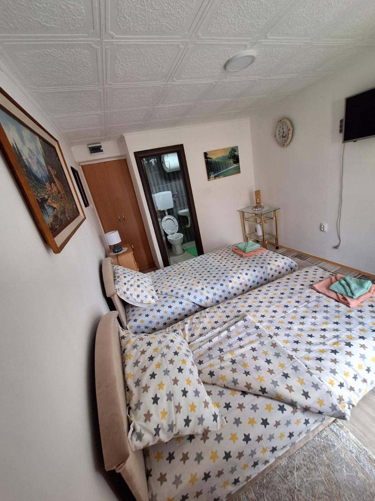 Apartment Buklija Плужине Екстериор снимка