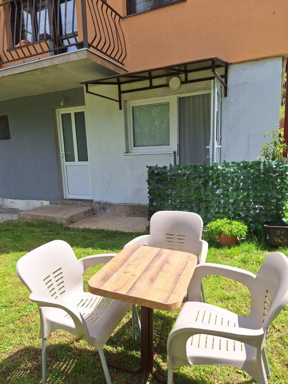 Apartment Buklija Плужине Екстериор снимка