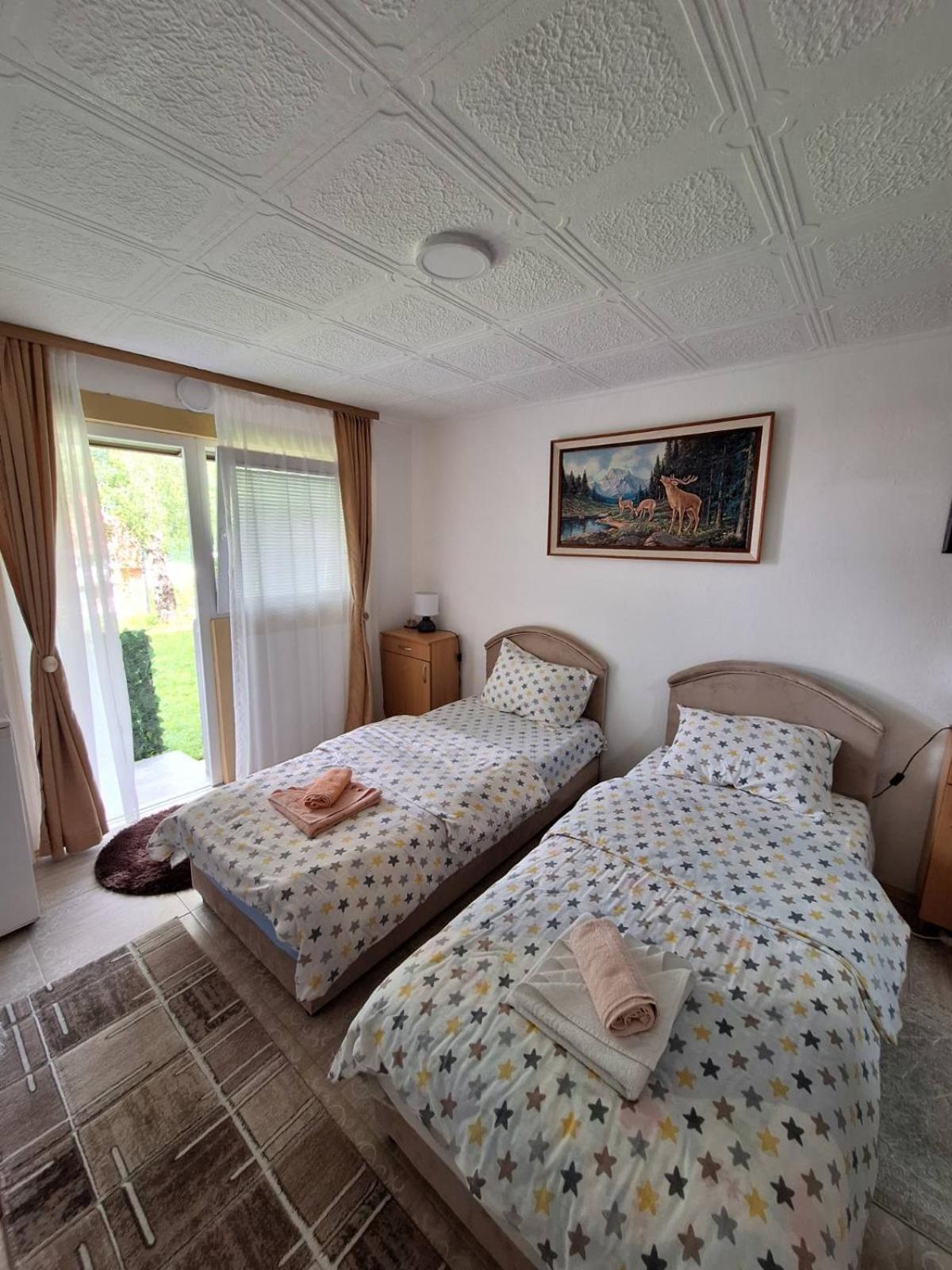 Apartment Buklija Плужине Екстериор снимка