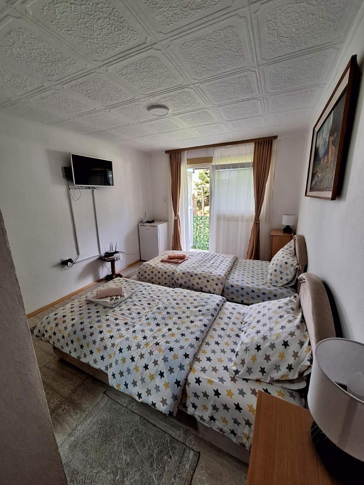 Apartment Buklija Плужине Екстериор снимка